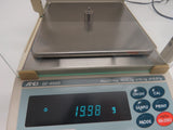AND Weighing GF-4000 Analytical Balance, 4100g Capacity e=0.1g d=0.01g