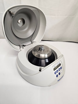 Eppendorf 5452 MiniSpin Micro 110 Volt Centrifuge w/ F45-12-11 Rotor & Lid, Warranty