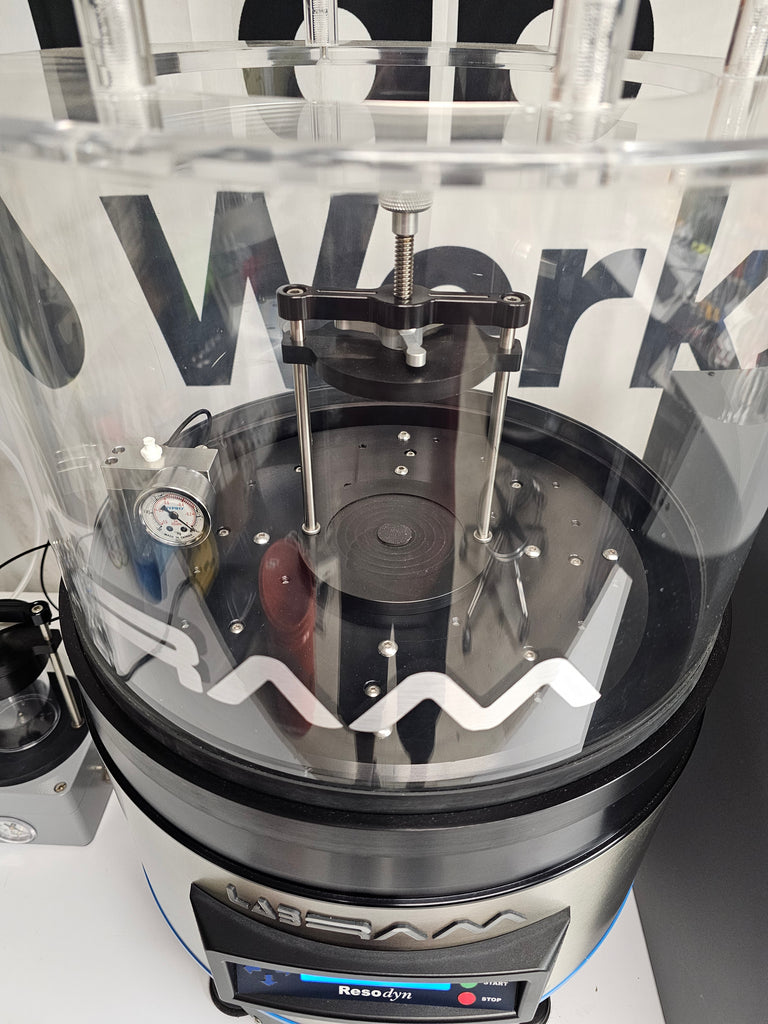 Labram Mixing Resodyn LabRAM Acoustic Mixer | Express Lab Werks, LLC