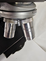 Leitz Dialux Trinocular Head Microscope w/ four objectives