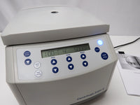 Eppendorf 5424R Refrigerated Benchtop Centrifuge w/FA-45-24-11 Rotor 120V