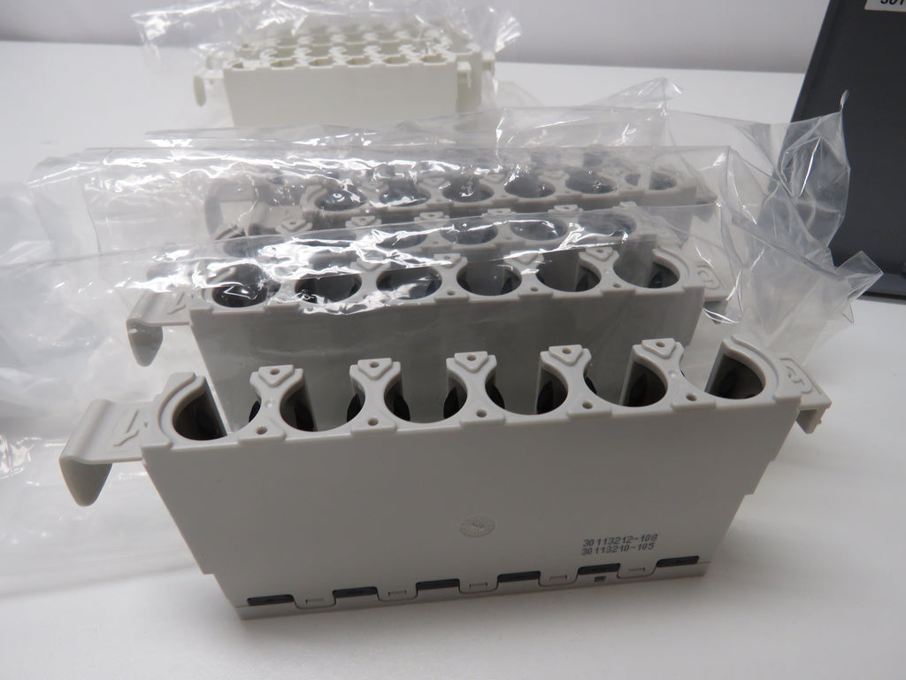 LOT (2) Abbott 30107555-104 with (10) Tube Racks Alinity | Express Lab ...