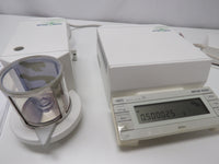 Mettler Toledo UMT2 2.1g d=0.1 ug Micro Balance Laboratory Benchtop Scale - Fully Tested!