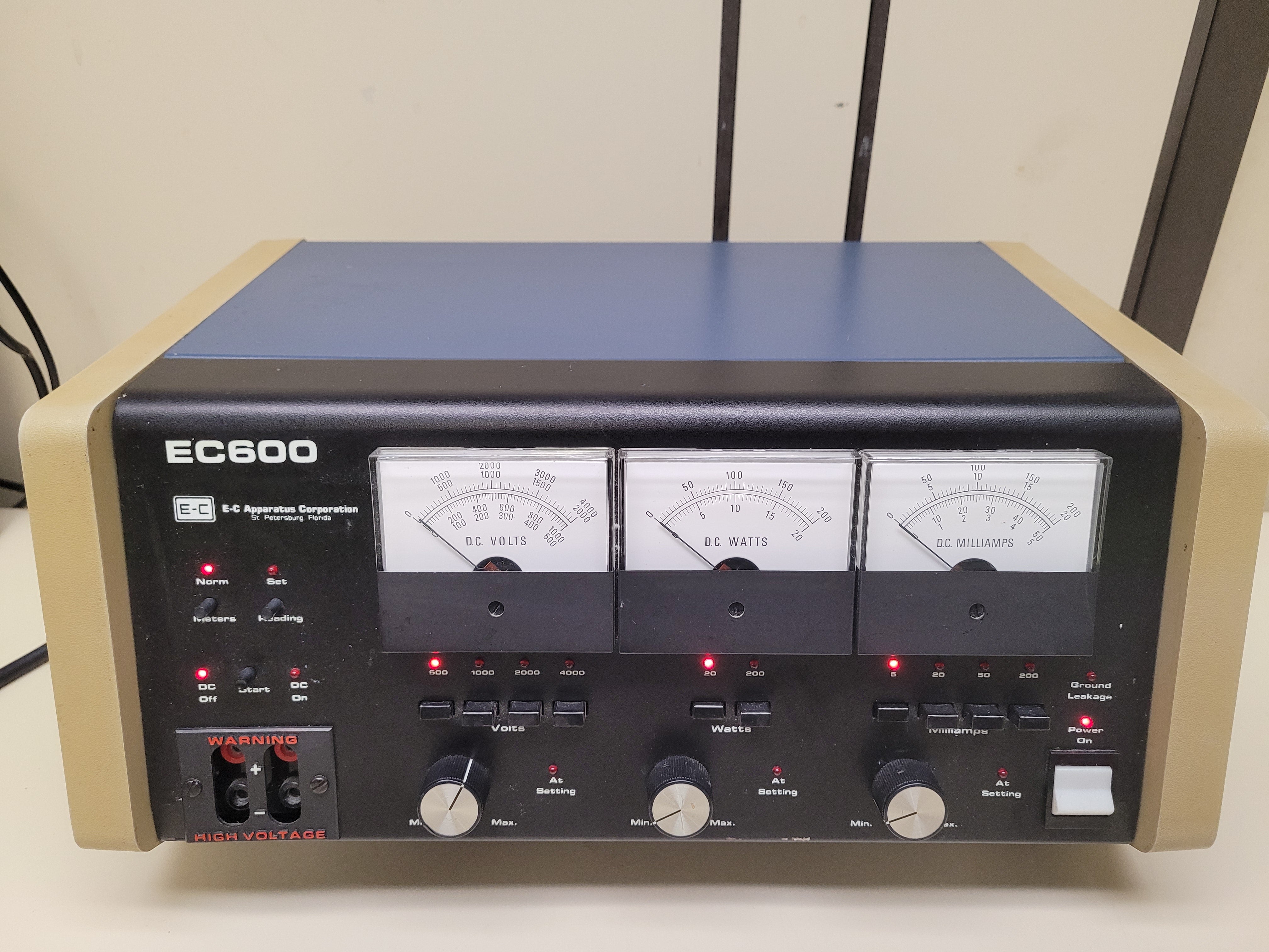 E-C Apparatus EC600 electrophoresis power supply | Express Lab Werks, LLC