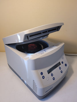 Eppendorf 5424 Benchtop Centrifuge w/FA-45-24-11 Rotor, 15000 RPM, 120V
