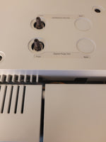 HP / Agilent 6890 Plus FID S/SL Gas Chromatograph, low runs, clean unit