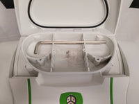 Perkin Elmer Frontier FT-IR spectrometer, UATR