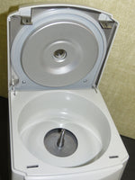Eppendorf 5415 D Micro Centrifuge w/ f45-24-11 rotor, 90-day warranty.