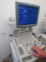 2010 GE LOGIQ P5 Ultrasound System with 4C Transducer & Printer