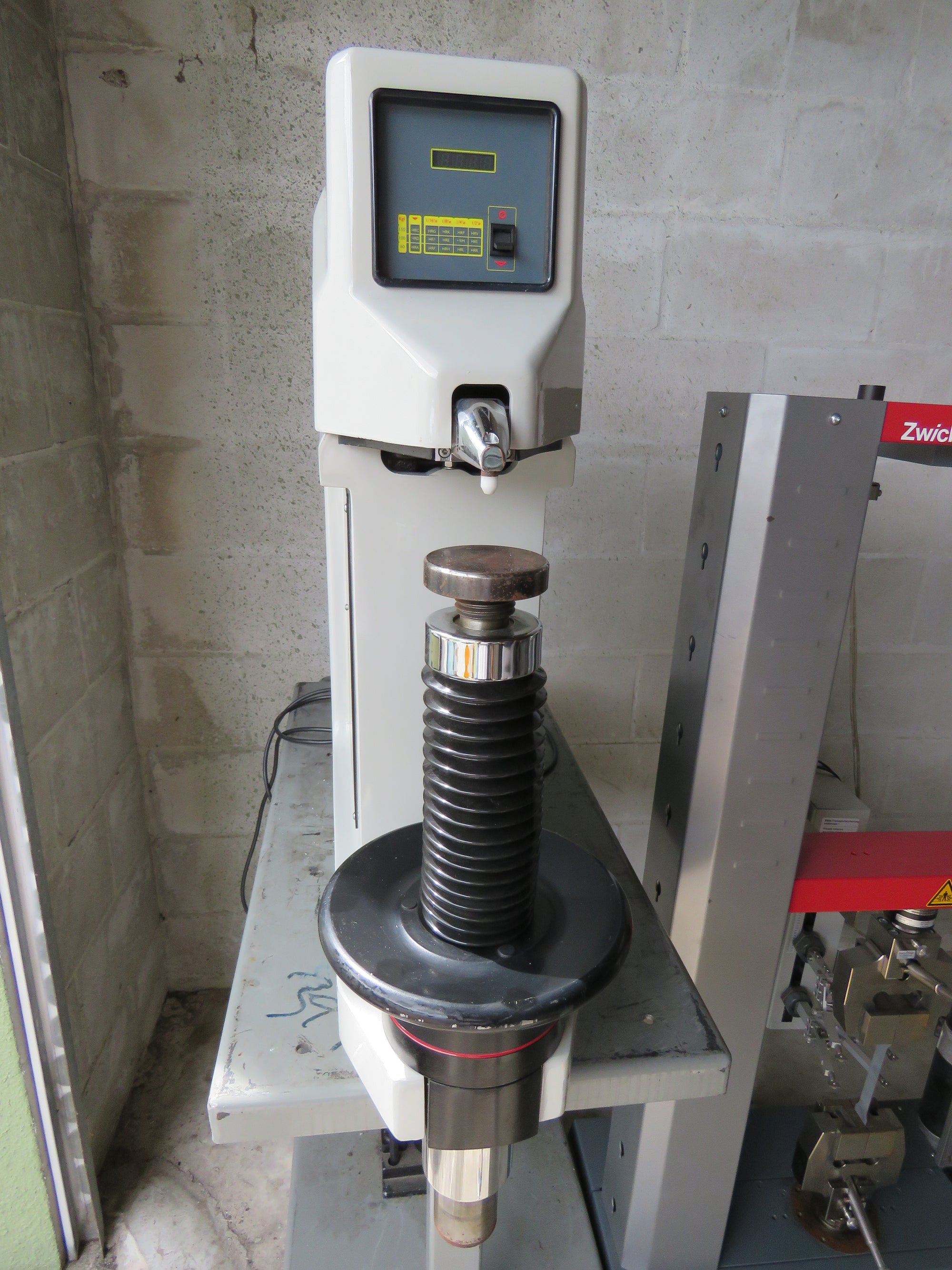 Zwick Roell ZHR Material Hardness Tester Machine Indentec 4150AK ...