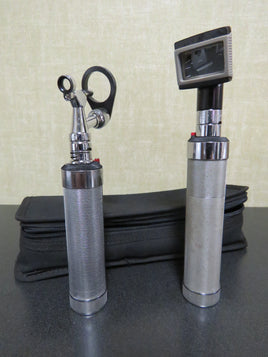 Welch Allyn 25000 3.5 V Halogen Diagnostic Otoscope / Ophthalmoscope