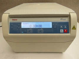 Thermo Heraeus Megafuge 8 centrifuge w/ M10 swinging bucket rotor