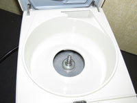 Fisher Scientific AccuSpin Micro 17 centrifuge with Rotor & Lid - Pristine!