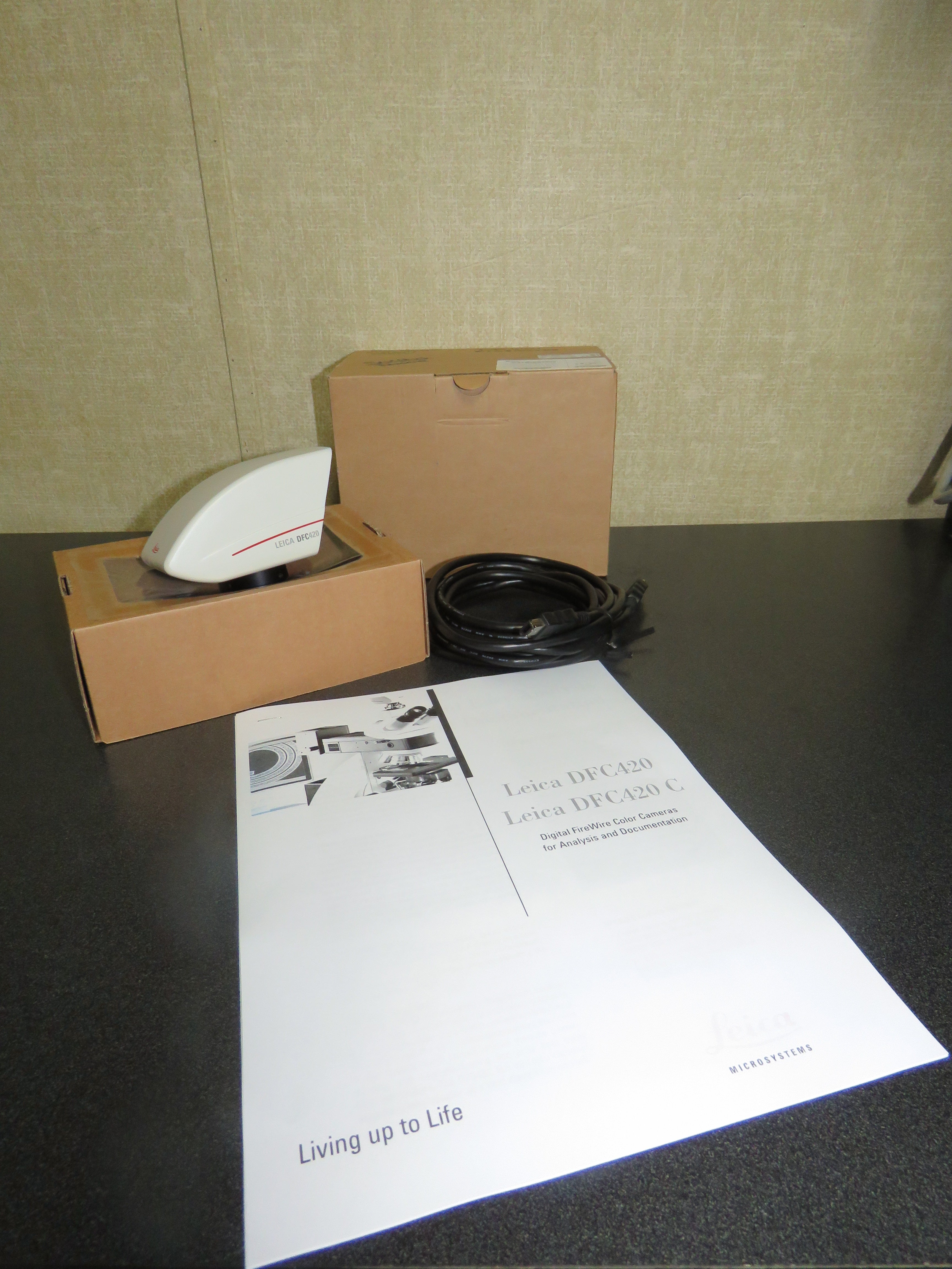 Leica microscope C-mount camera DFC420 5 megapixels w/ Firewire cable ...