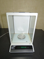 Mettler Toledo AE260 Delta Range Analytical Lab Benchtop Scale - Weight Verified AE260S