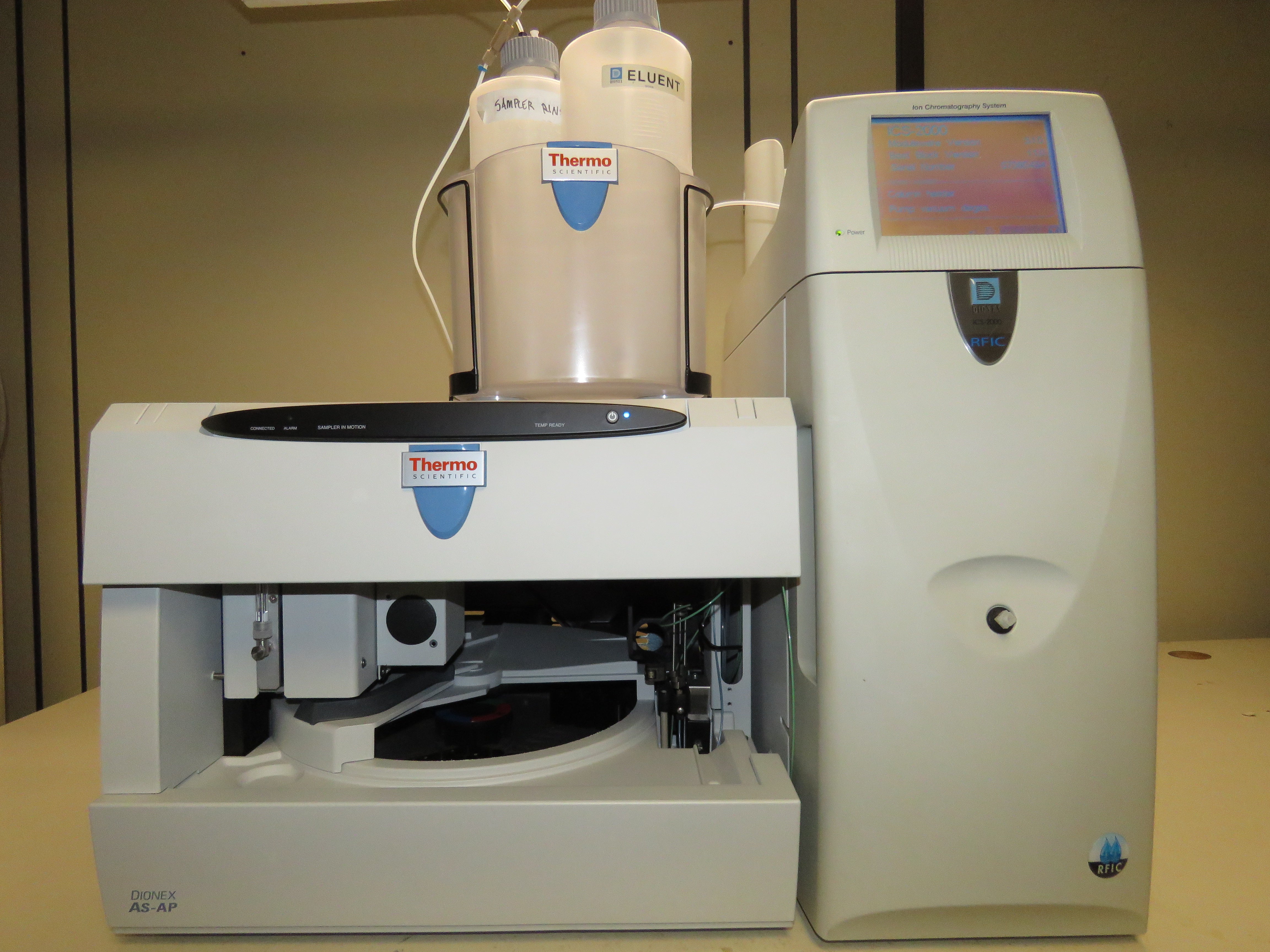 Dionex ICS-2000 Chromatography System with autosampler | Express Lab Werks,  LLC